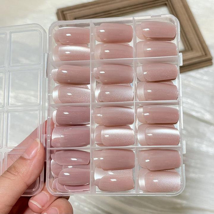 Glossy Stiletto-Shaped Press-On Nail Set Bowlift