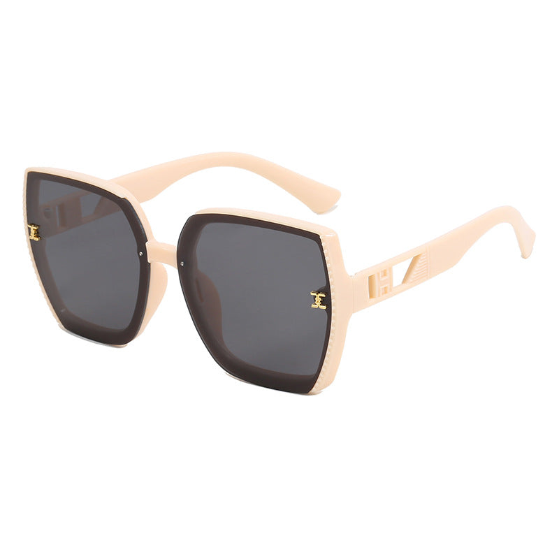 Ladies square sunglasses with high-quality frame and UV protection Bowlift
