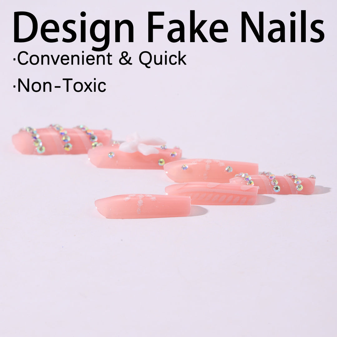 Art Nail Set with elaborate decorations Bowlift