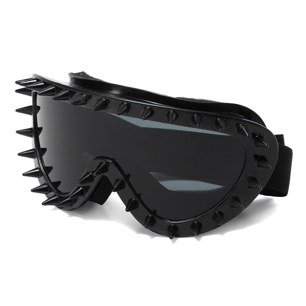 Women's stylish protective glasses with distinctive spike design Bowlift