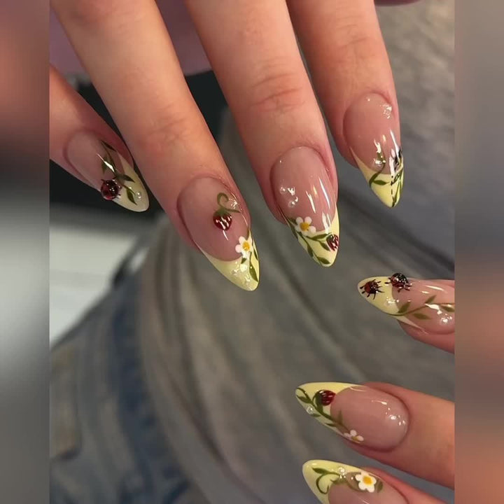 Premium Floral Design Press-On Nails Bowlift