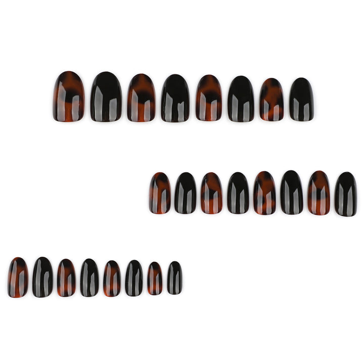 Elegant artificial nails in modern stiletto design Bowlift