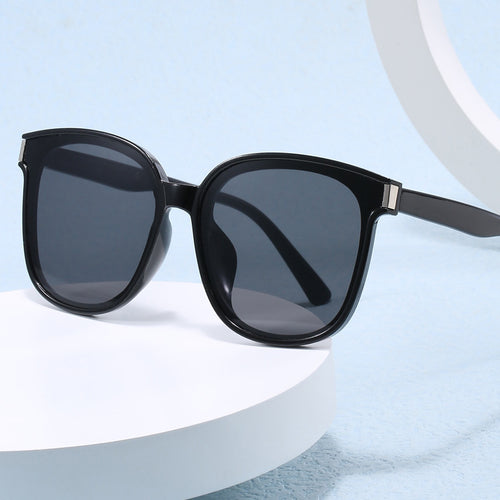 Women's stylish sunglasses with fashionable design Bowlift