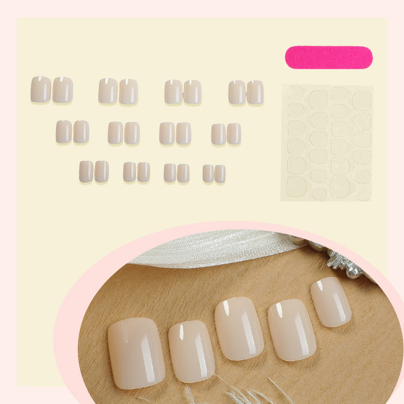 Artificial Nail Set with Smooth, Natural Finish Bowlift