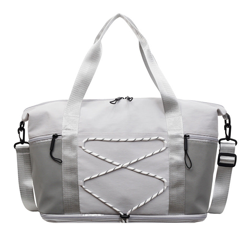 Sporty leisure duffel bag with practical compartments Bowlift