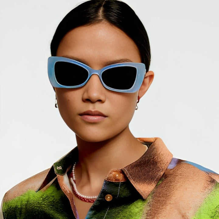 Ladies Cat-Eye Sunglasses in Elegant Design Bowlift