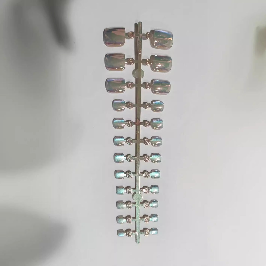 Premium Iridescent Nail Tips Bowlift