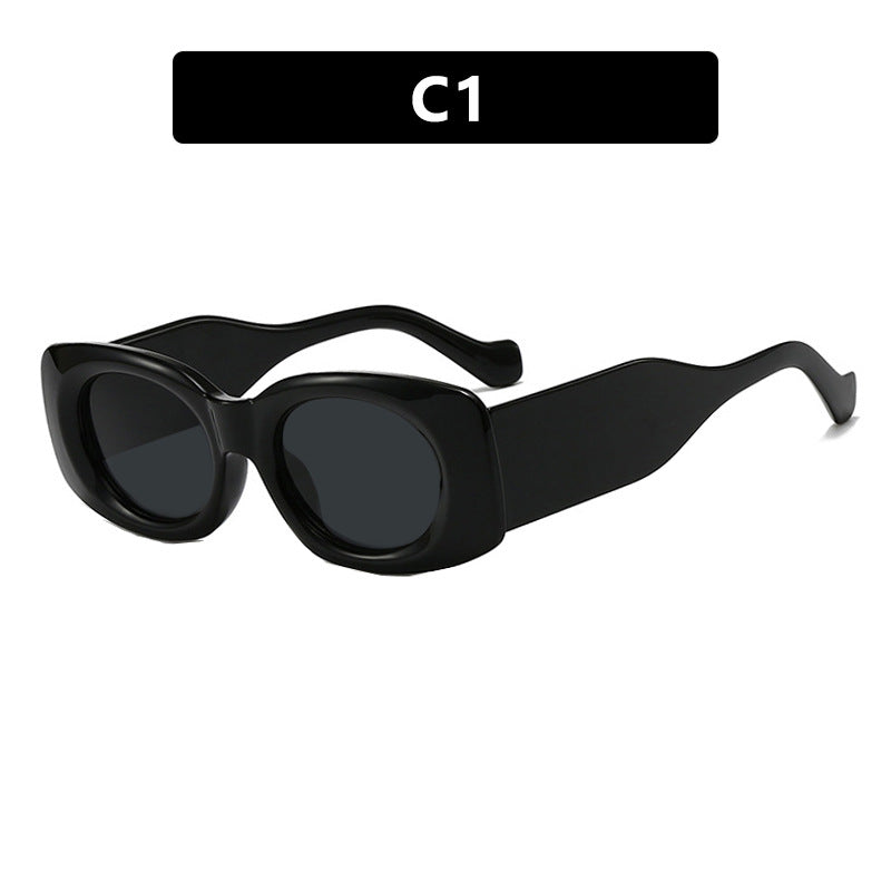Women's trendy sunglasses in eye-catching retro design Bowlift