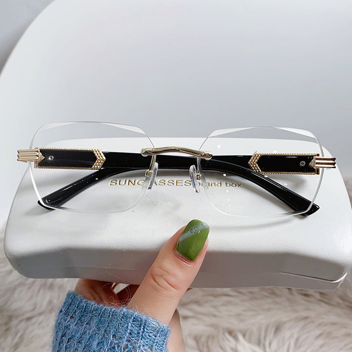 Avant-Garde Luxury Shield Sunglasses Bowlift