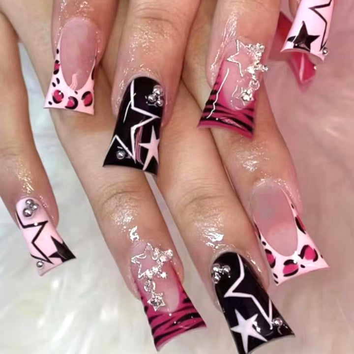Statement Stiletto Nail Art Bowlift