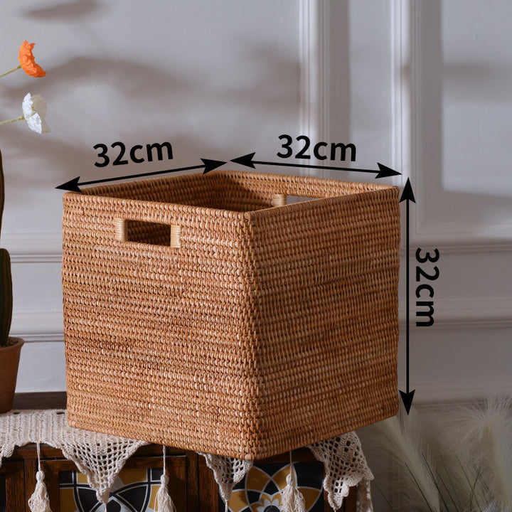 Women rectangular storage basket made of natural material Bowlift