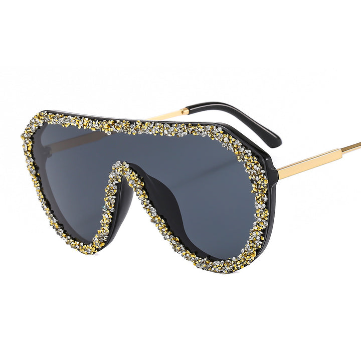 Women extravagant oversized sunglasses with glamour frame Bowlift