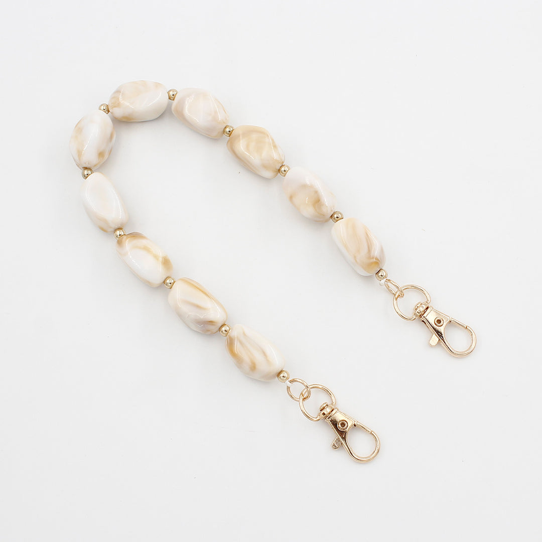 Elegant Beaded Eyewear Chain Bowlift