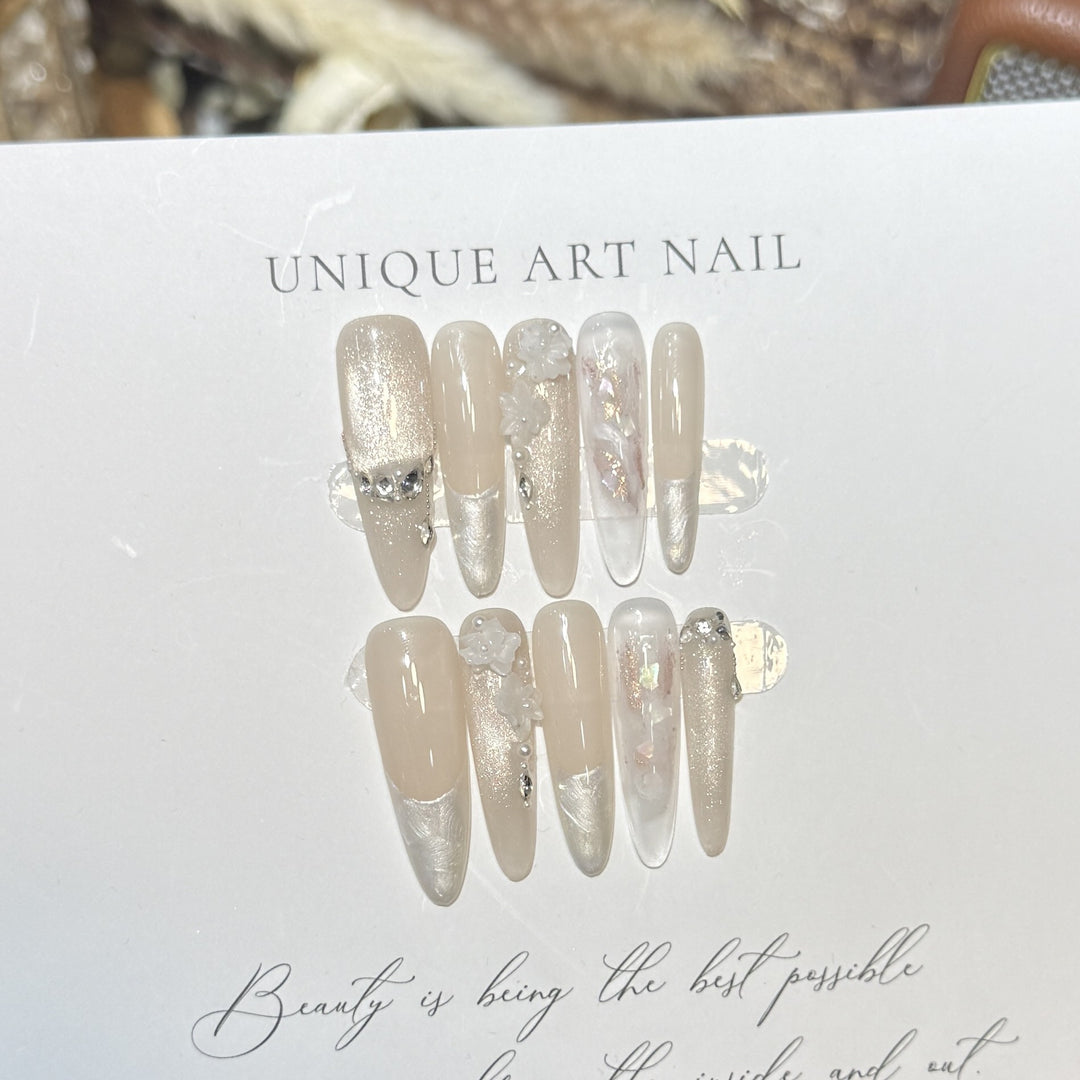 Artistic Long Press-On Nail Set with Elegant Floral Design Bowlift