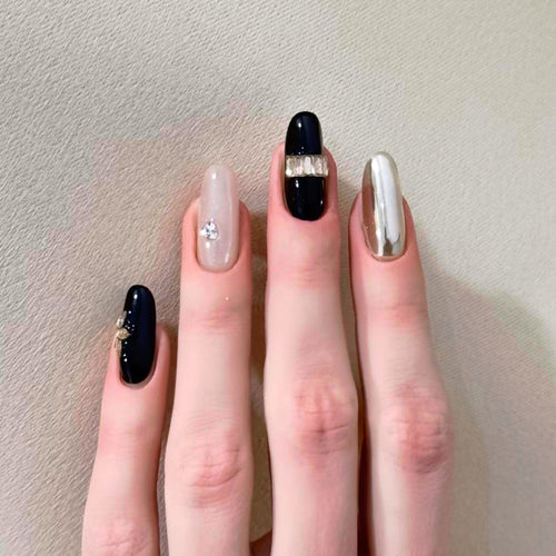 Artistic Rhinestone-Embellished Press-On Nails Bowlift
