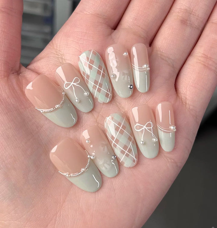 Decorative Character-Themed Press-On Nails with 3D Elements Bowlift