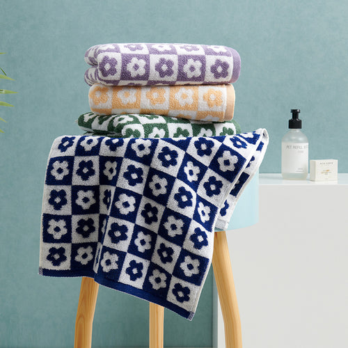 Ladies Floral Towel Bowlift