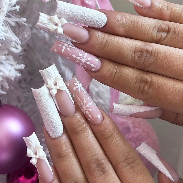 Decorative Press-On Nail Set with Elegant Designs Bowlift