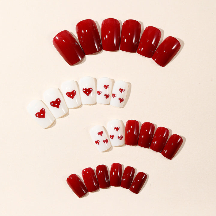 Heart-Themed Nail Art Kit Bowlift
