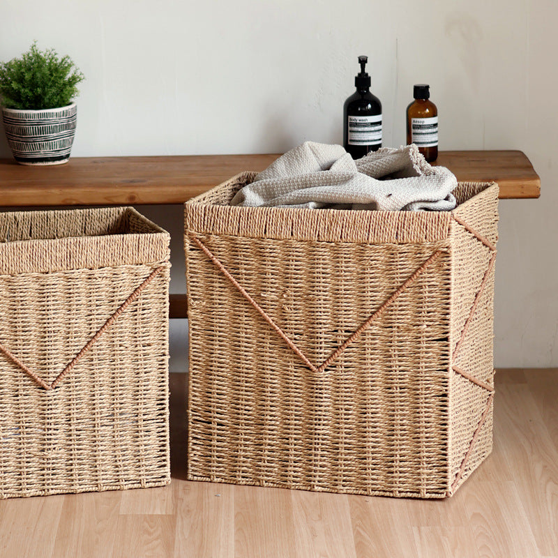 Storage baskets with vintage style Bowlift