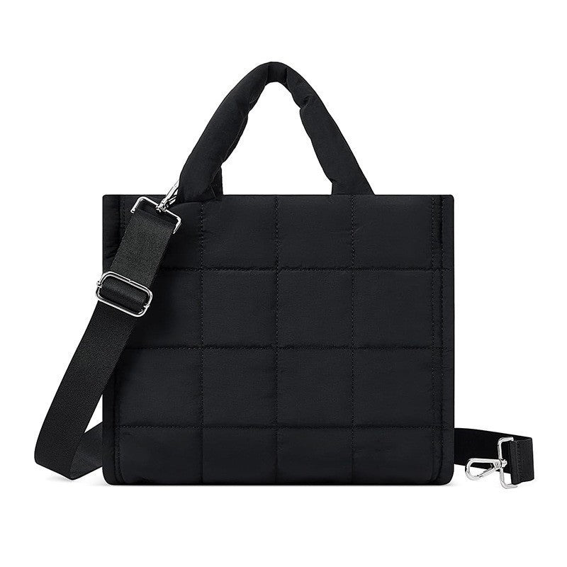 Fashionable Shoulder Bag Made of Quilted Material Bowlift