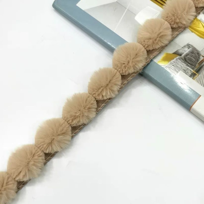 Decorative Pompon Trim Bowlift