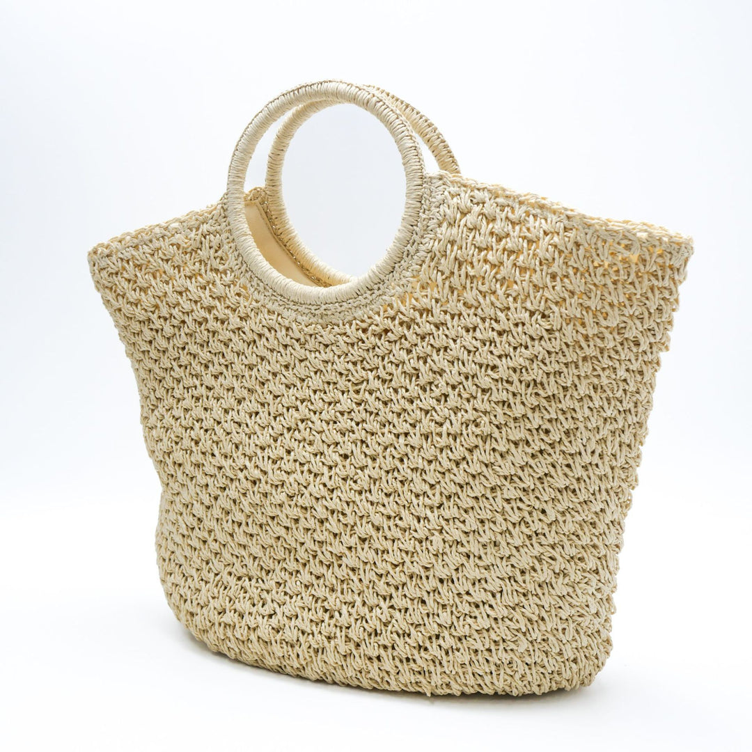 Hand-crocheted shopping bag with modern design Bowlift