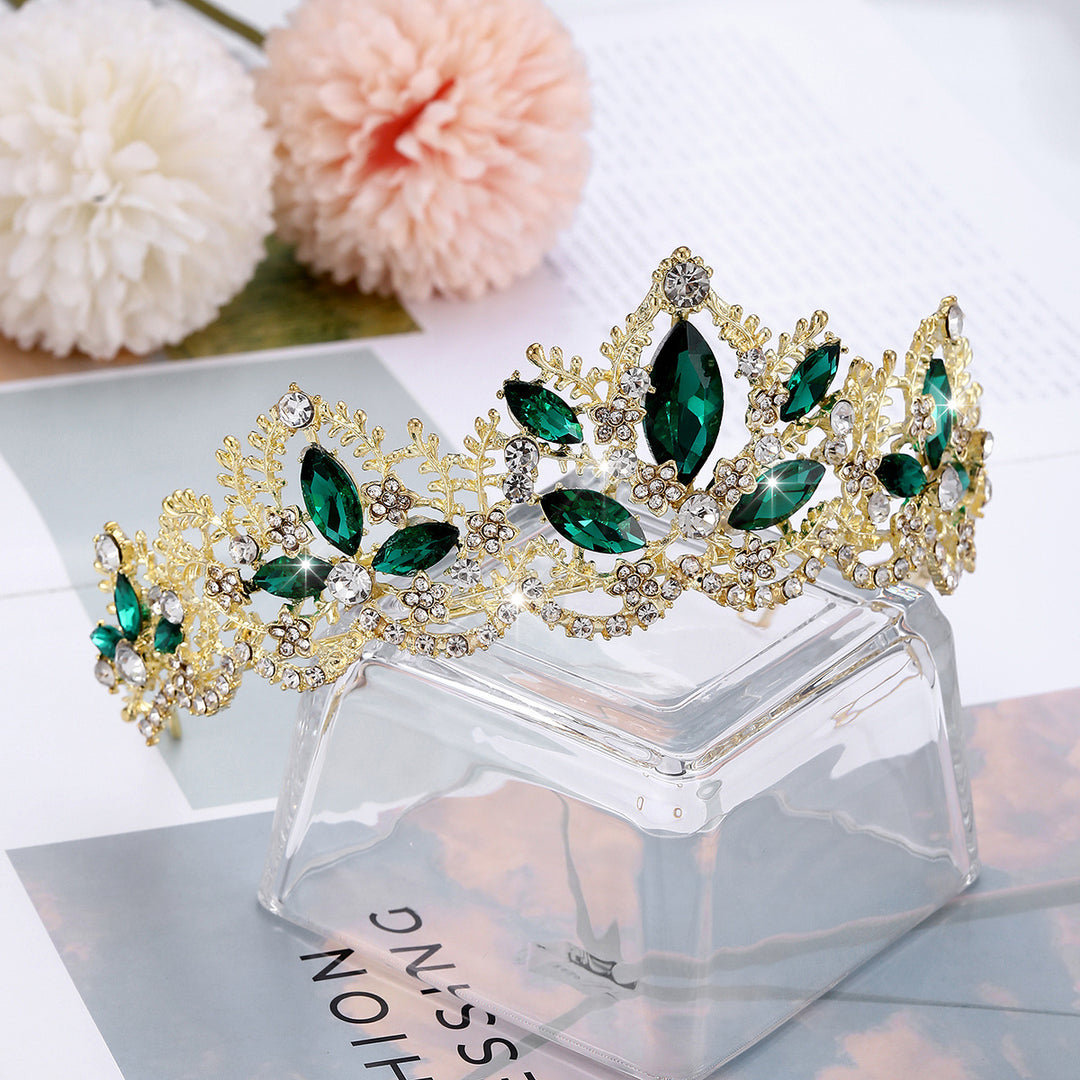 Ladies Glamorous Tiara with Sparkling Crystal Decorations Bowlift