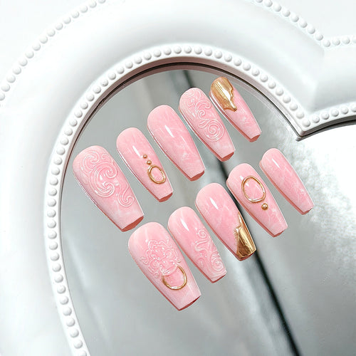 Artificial nails with elegant decorations Bowlift
