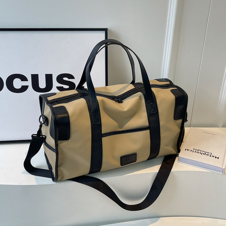 Fashionable sport and travel bag Bowlift
