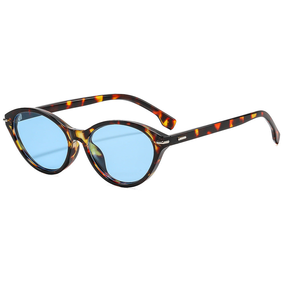 Women Designer Glasses in Stylish Cat Eye Design Bowlift