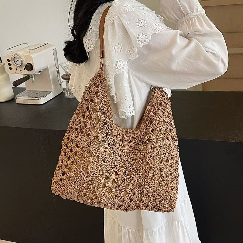 Large Hand-Knotted Shopper Bowlift