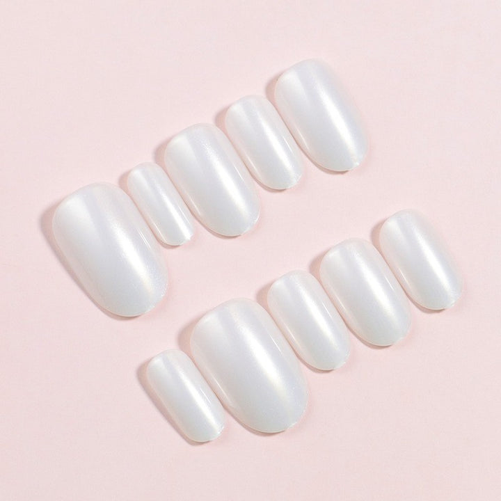 Premium Elegant Glossy Press-On Nail Art Bowlift