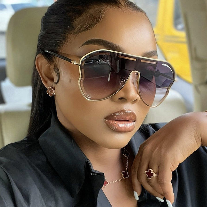 Ladies luxurious pilot sunglasses with modern frame Bowlift