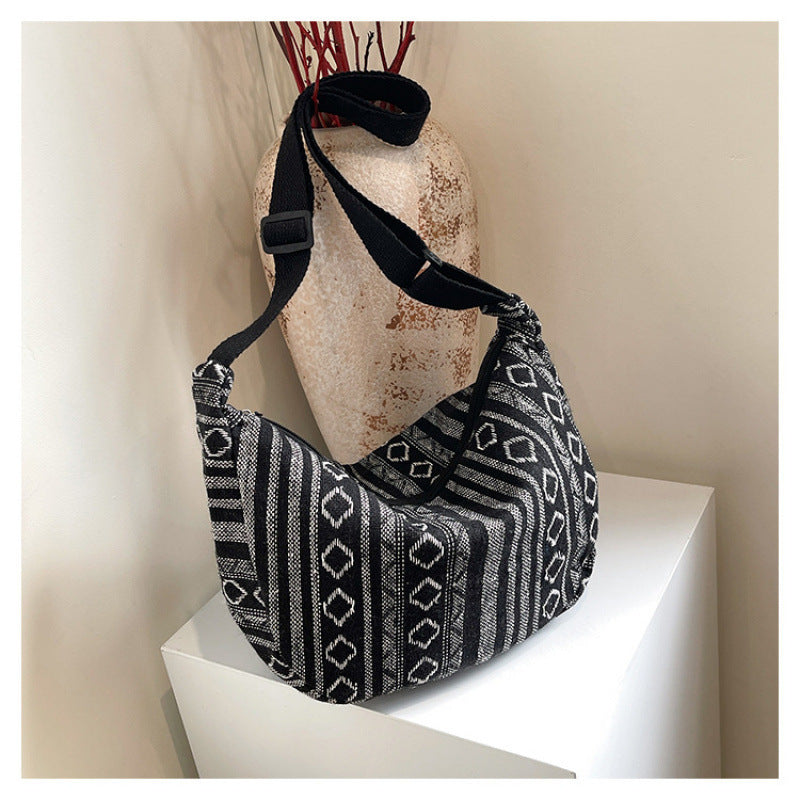 WoBohemian Ethnic Pattern Hobo Bag Bowlift