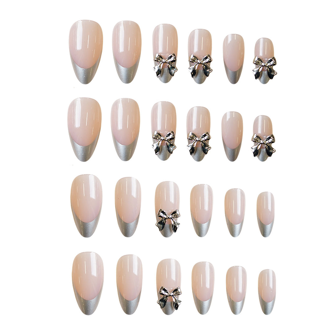 Artificial nails with luxurious 3D embellishments Bowlift