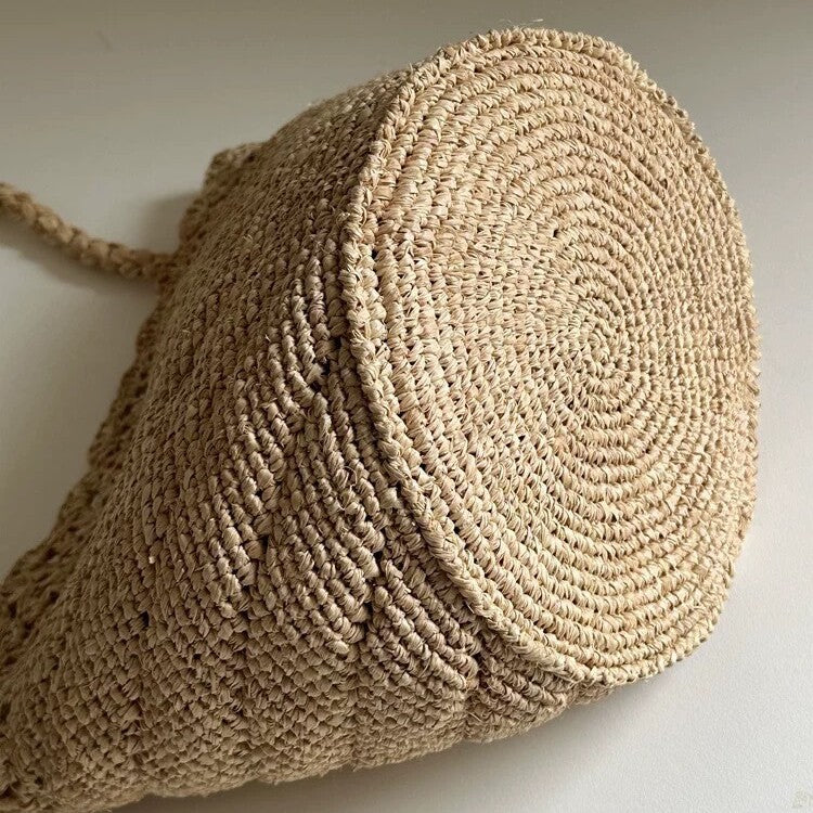 Handmade basket bag with unique weaving Bowlift