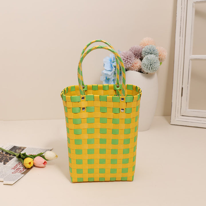 Braided Shopping Bag in Modern Checkered Pattern Bowlift
