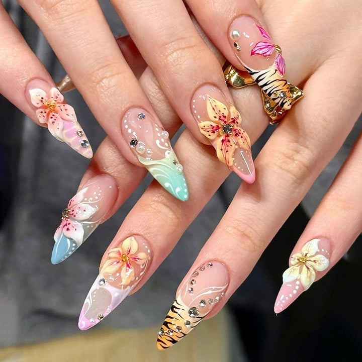 Artistic 3D Nail Tips with Botanical Decorations Bowlift