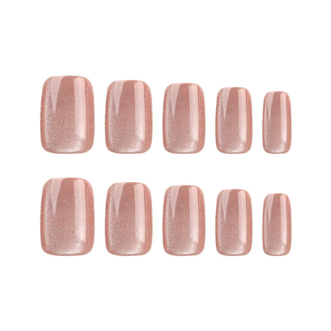 Luxurious gel nails with elegant high-gloss finish Bowlift