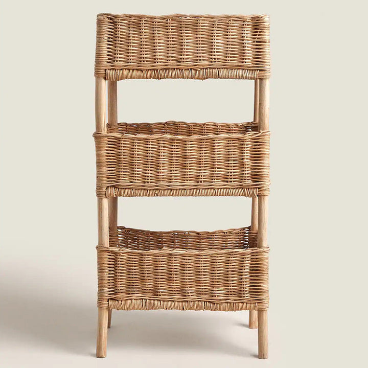 Basket shelf with practical storage space Bowlift