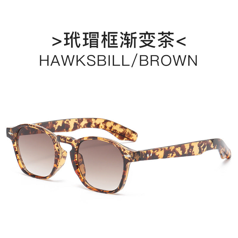 Women's Designer Sunglasses in Stylish Tortoiseshell Pattern Bowlift