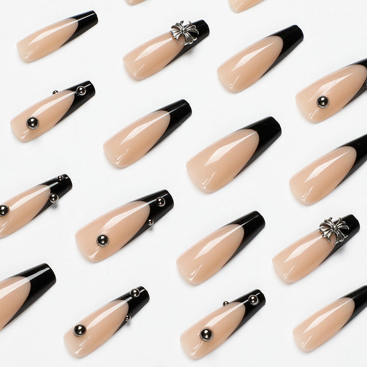 Stylish artificial nails with extravagant design Bowlift