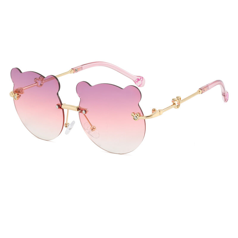 Ladies playful sunglasses with cute bear motif Bowlift