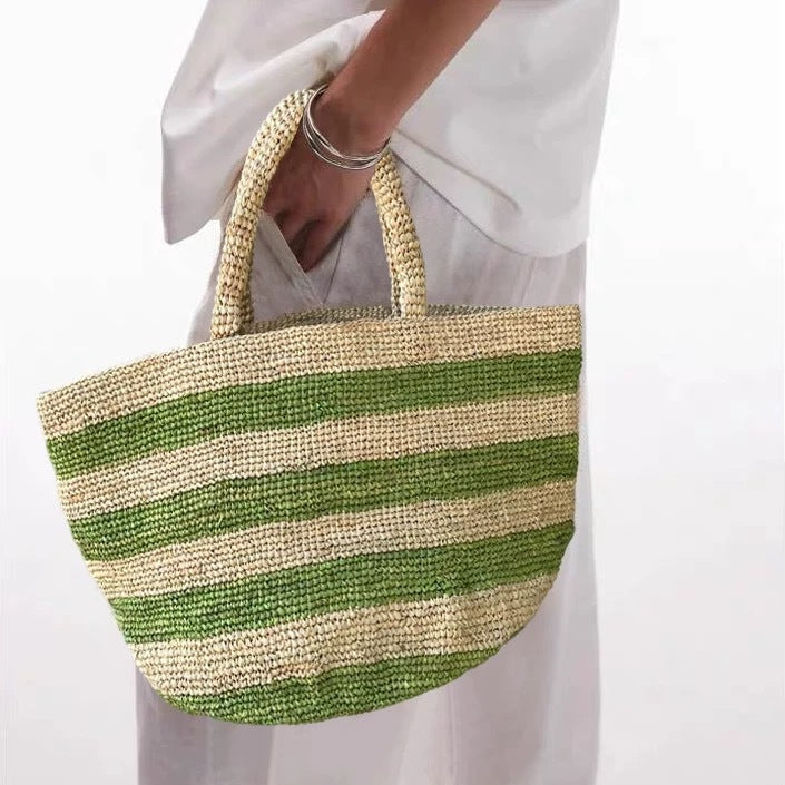 Handwoven beach bag in modern striped pattern Bowlift