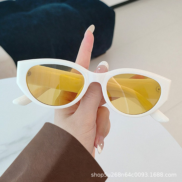 Trendy Cat Eye Sunglasses