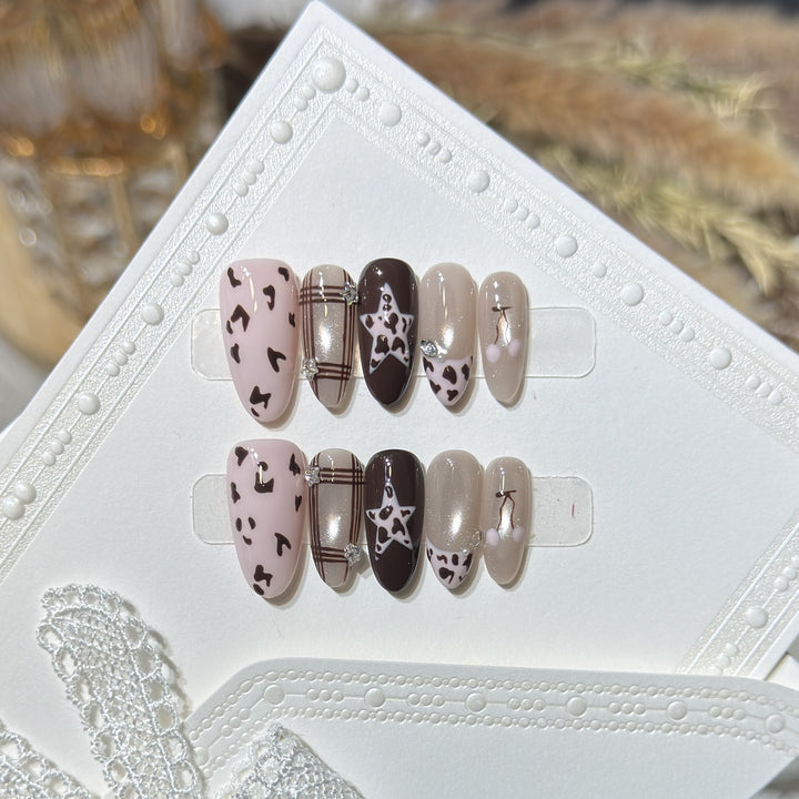 Artistic Press-On Nail Art Set with Unique Pattern Designs Bowlift