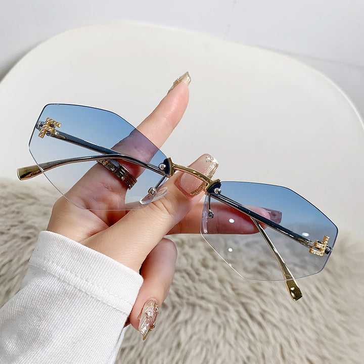 Women's designer sunglasses with innovative hexagonal frame Bowlift
