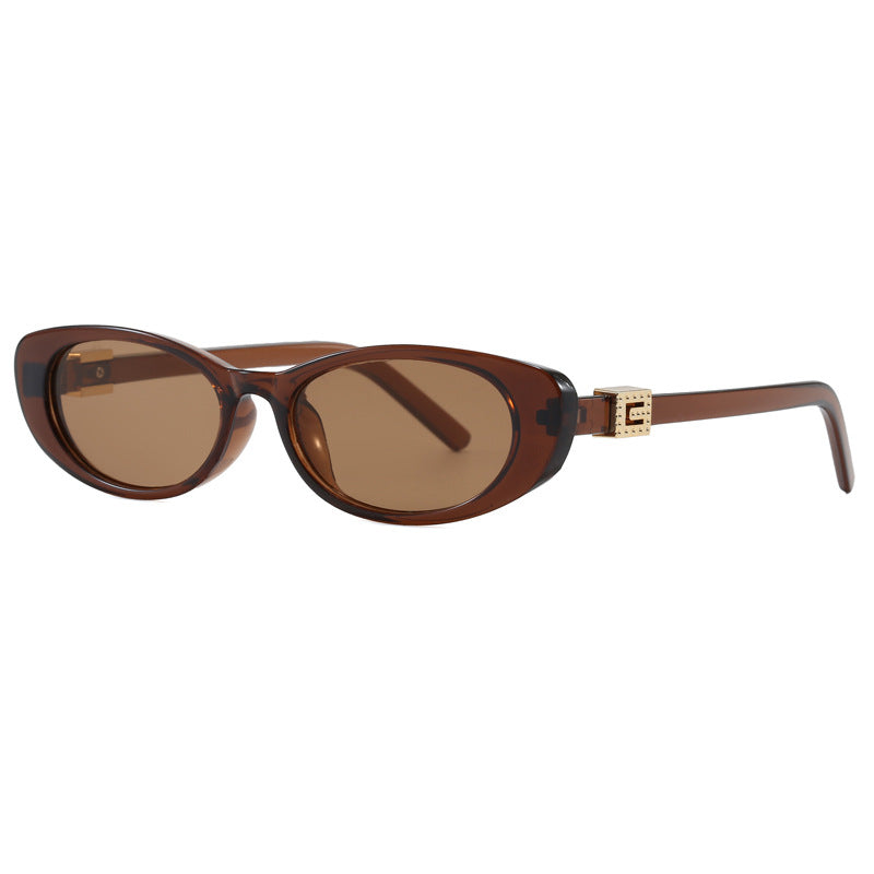 Women Cat-Eye Sunglasses with Stylish Frame and Luxurious Accents Bowlift