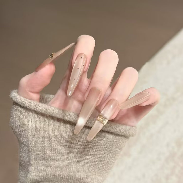 Artistic Nail Design with Decorative Elements Bowlift